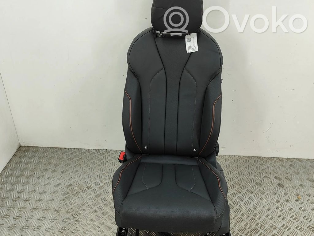 Skoda Enyaq iV Front driver seat 