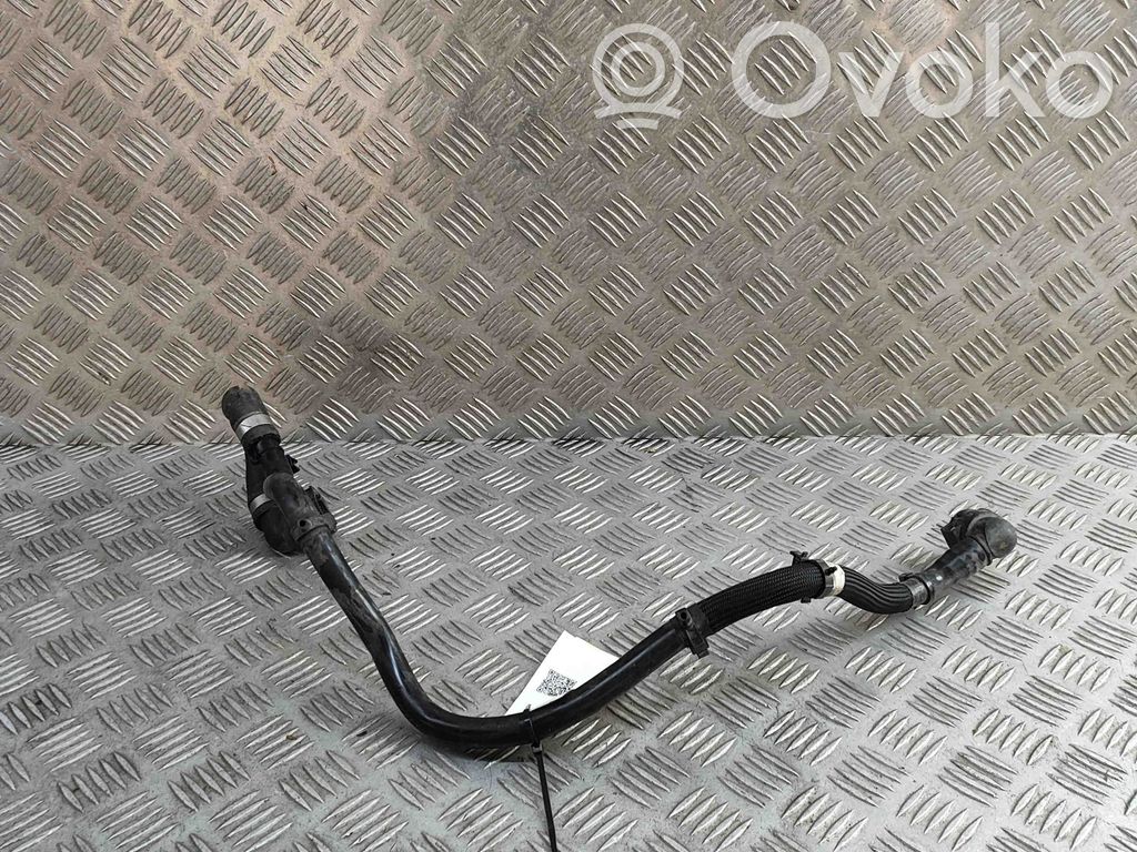Jaguar I-Pace Engine coolant pipe/hose 
