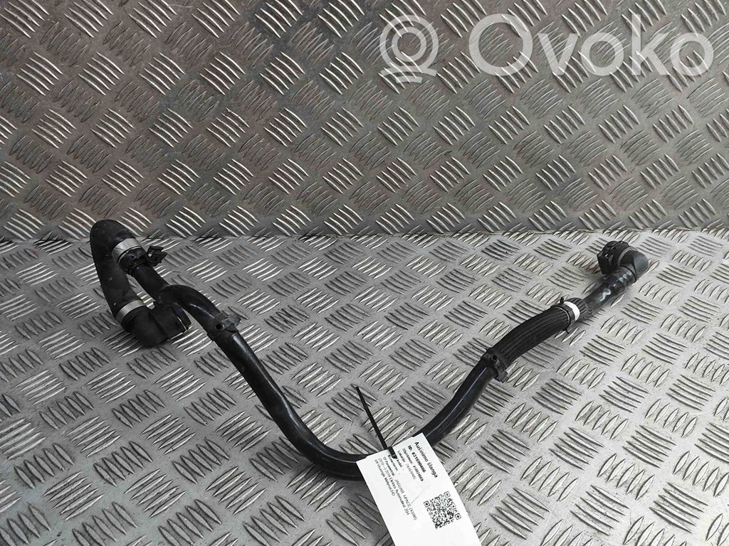 Jaguar I-Pace Engine coolant pipe/hose 