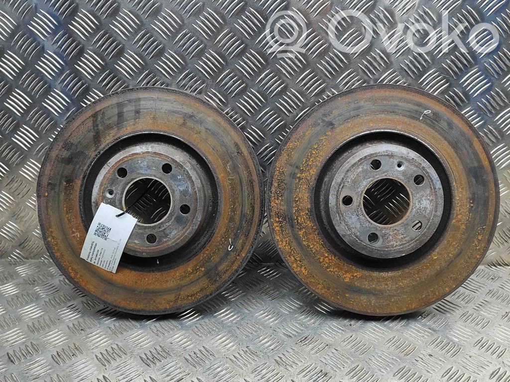 Audi A5 Tarcza hamulca przedniego 