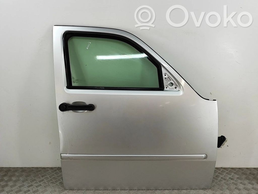 Dodge Nitro Front door 
