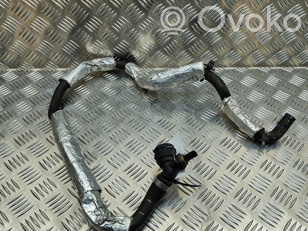 Volvo XC40 Przewód / Wąż chłodnicy 