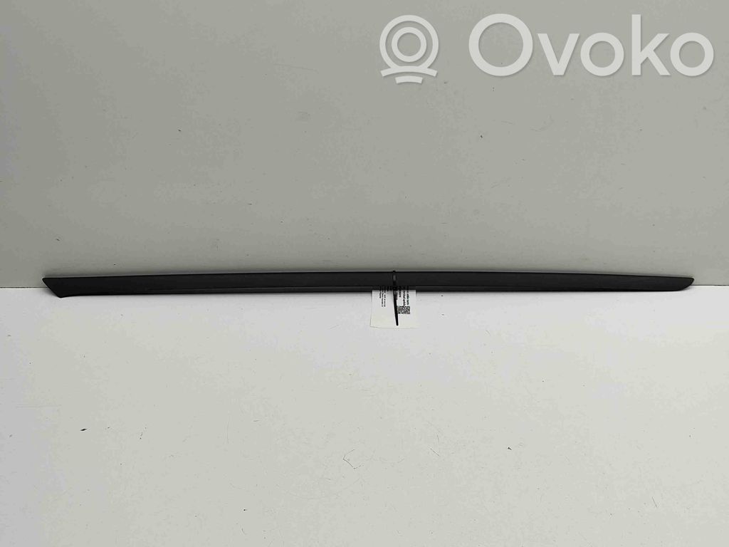 Audi Q4 e-tron Windshield trim 