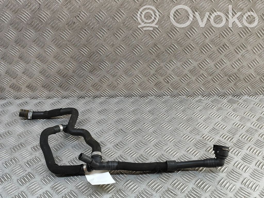 BMW X1 F48 F49 Tubo flessibile del liquido di raffreddamento del motore