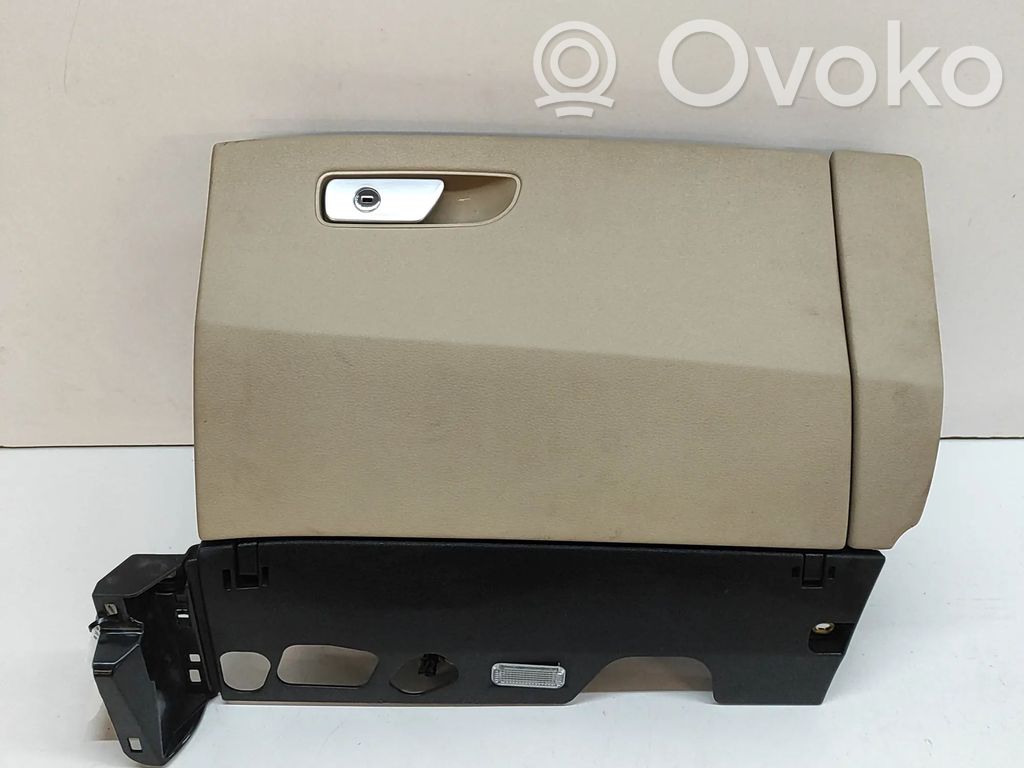 Audi Q7 4M Handschuhfach 