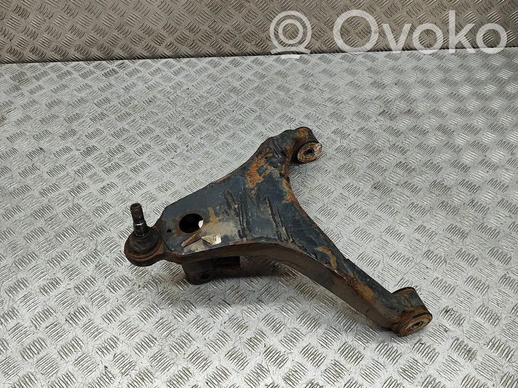 Iveco Daily 6th gen Querlenker Achsschenkel vorne 