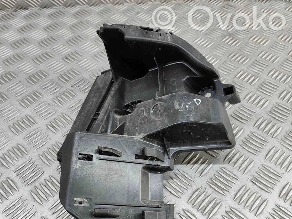Audi e-tron Galinis laikiklis bamperio 