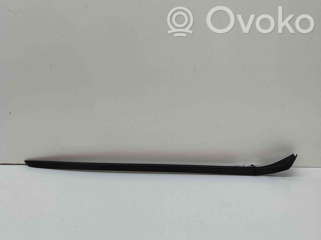 Audi e-tron Windshield trim 