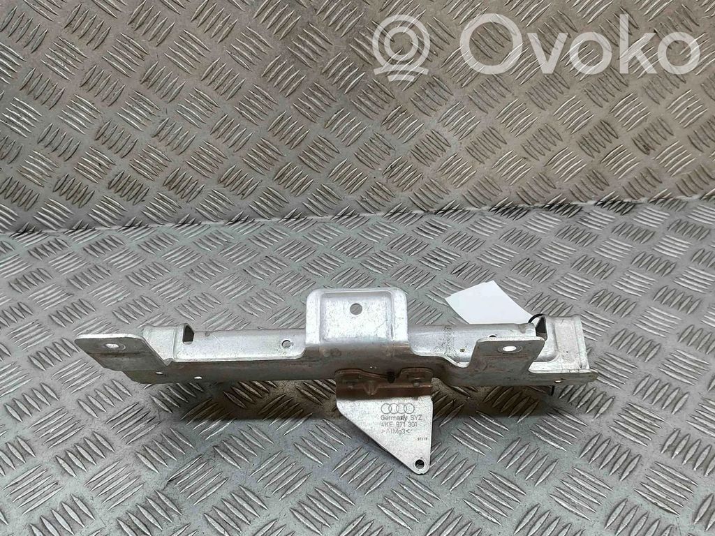 Audi e-tron Jännitteenmuunnin/vaihtosuuntaaja 