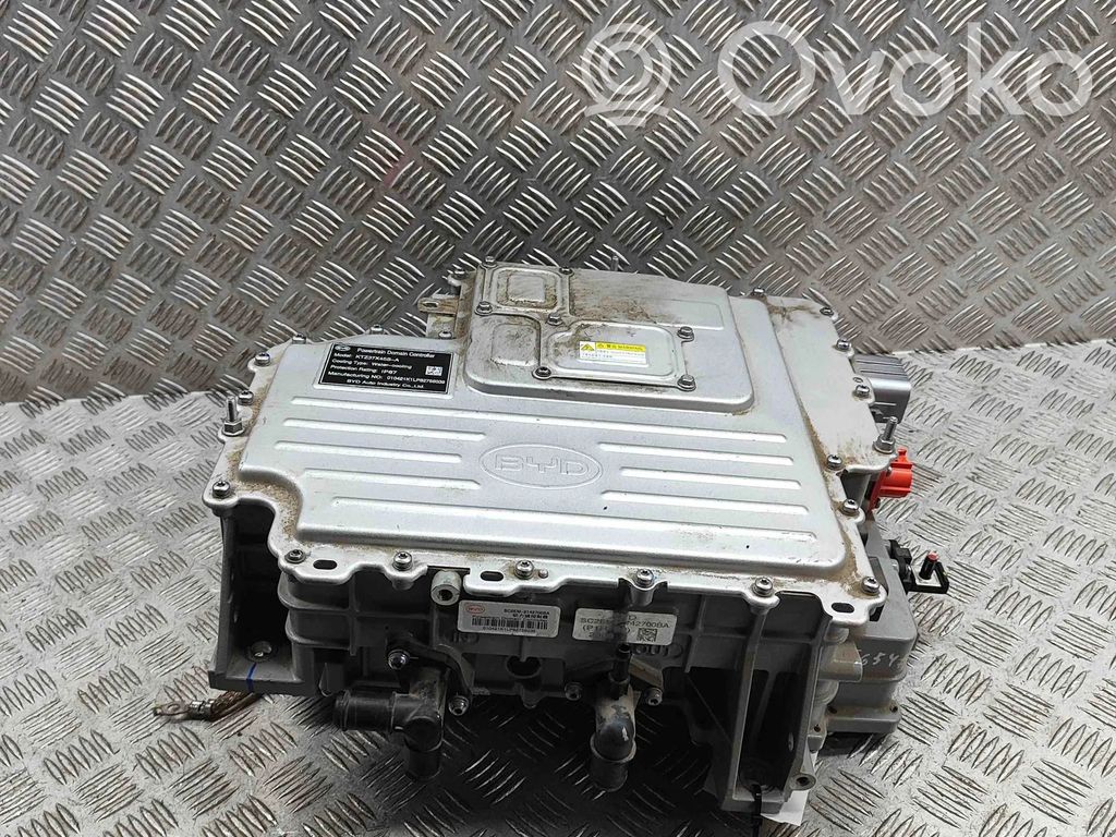 BYD Atto 3 Inversor/convertidor de voltaje 