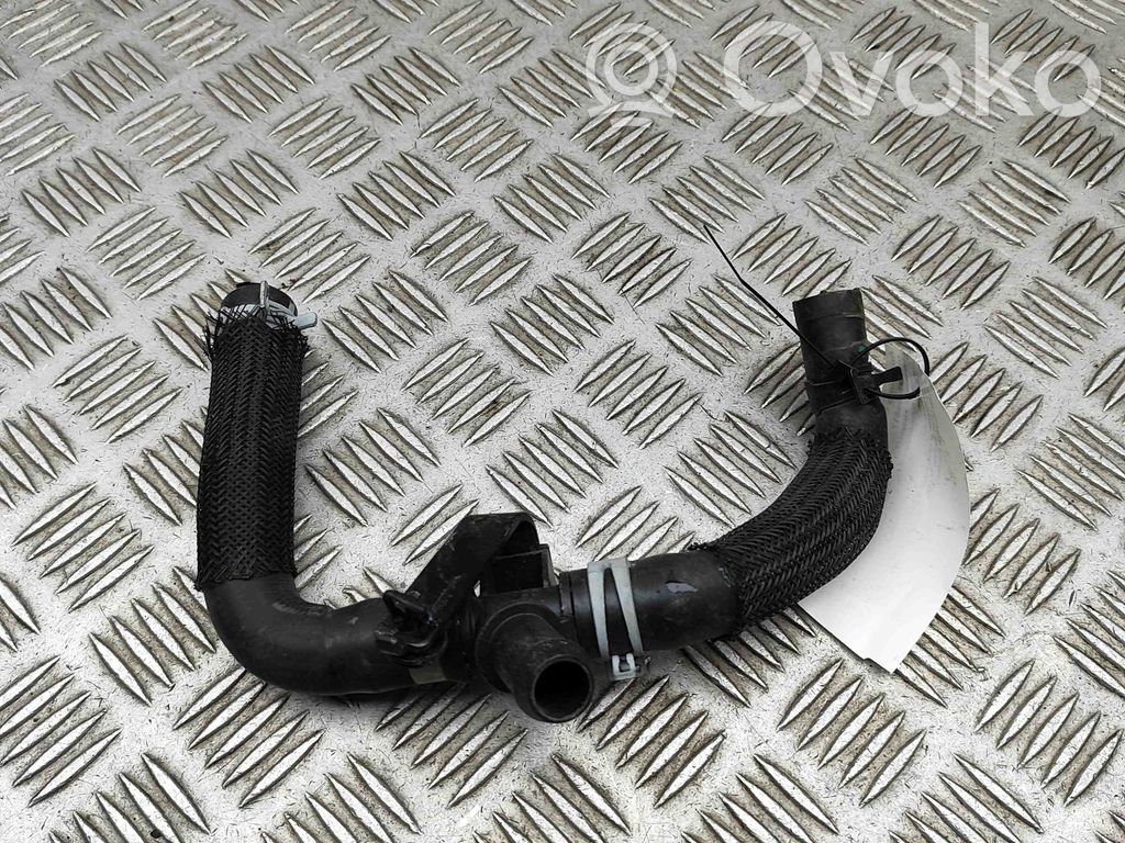 Ford Kuga III Tubo flessibile del liquido di raffreddamento del motore 