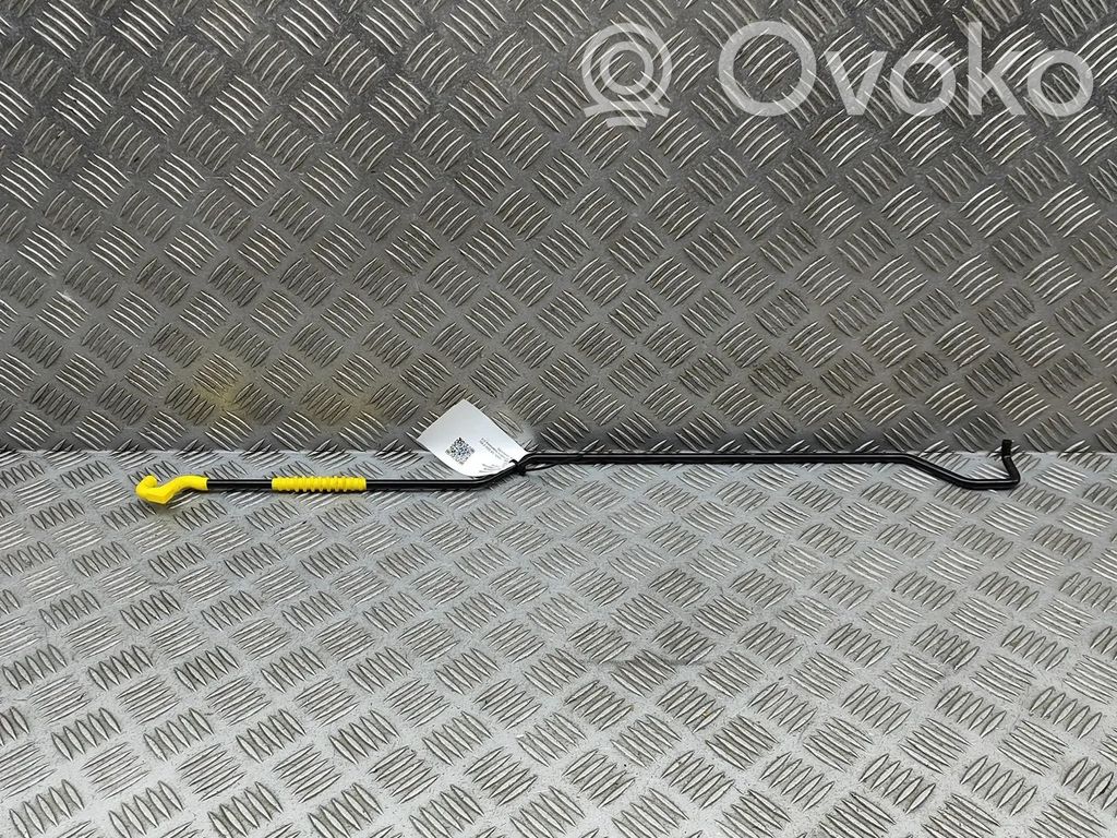 Audi Q4 e-tron Varilla del capó/tapa del motor 