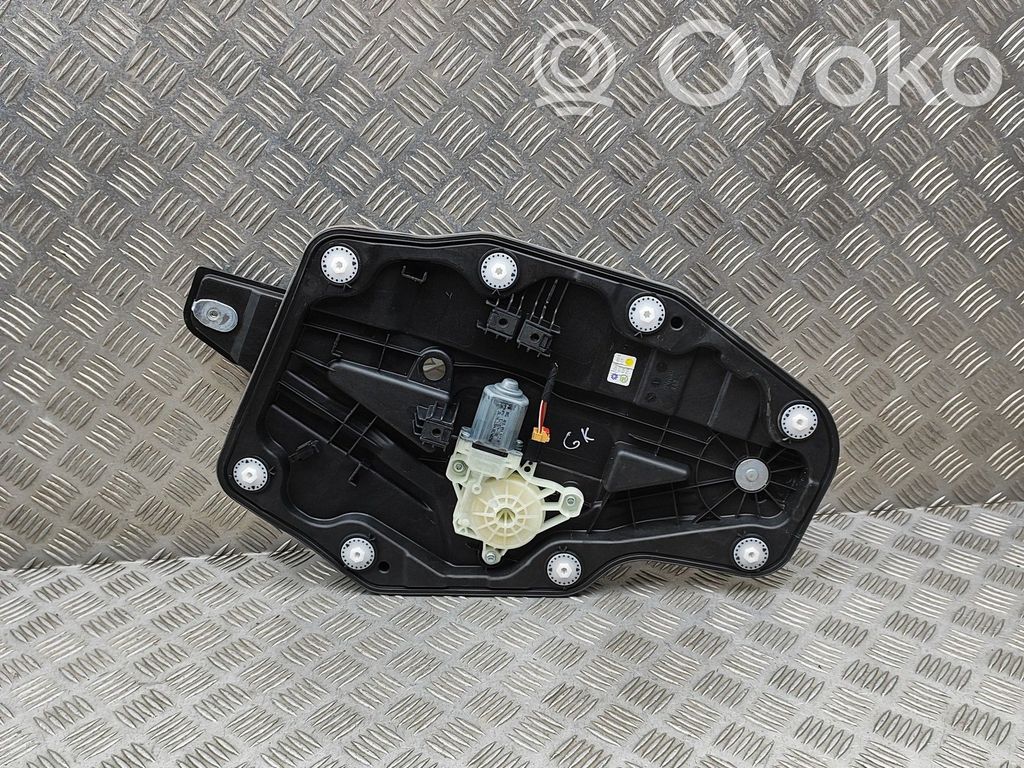 Skoda Enyaq iV Macara geam ușă spate cu motor 