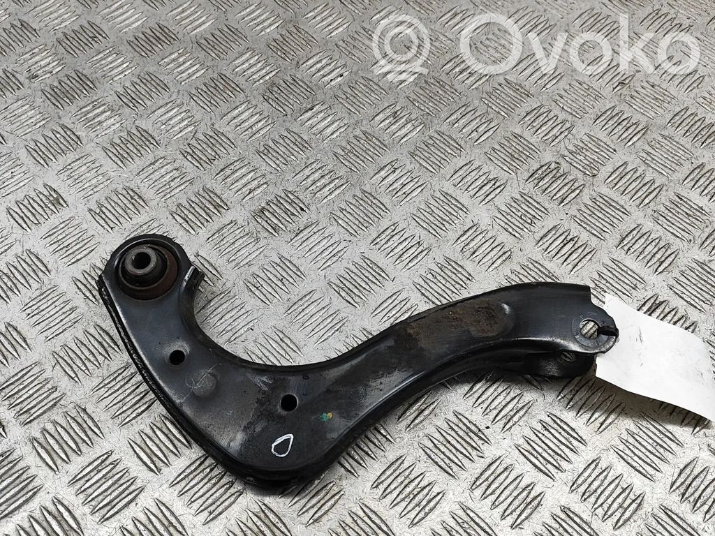 Toyota Corolla E210 E21 Вилы 