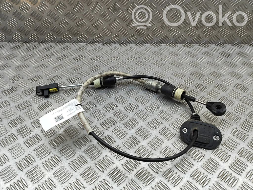 Volvo V70 Gear shift cable linkage 