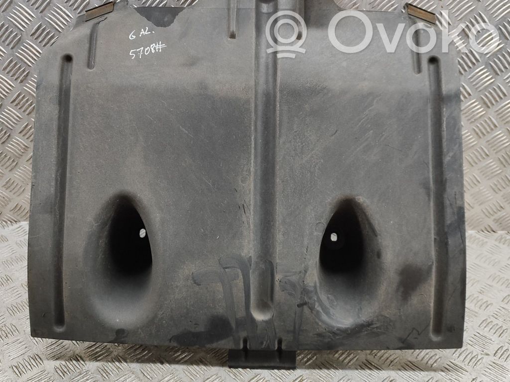 Ford Focus Vidurinė dugno apsauga 