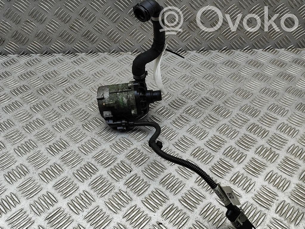 BMW 5 F10 F11 Pompa elettrica dell’acqua/del refrigerante ausiliaria 