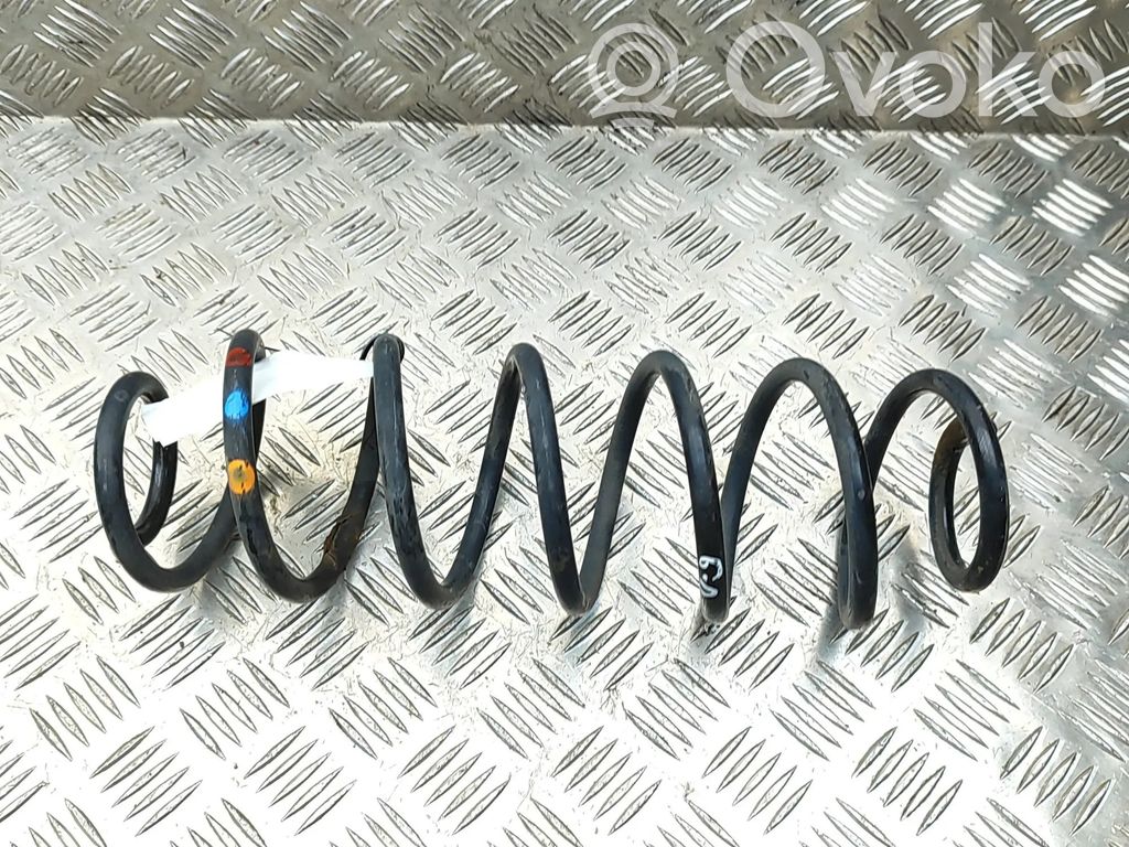 Peugeot 2008 I Sprężyna tylna 