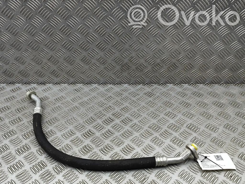 Volvo XC40 Ilmastointilaitteen putki (A/C) 