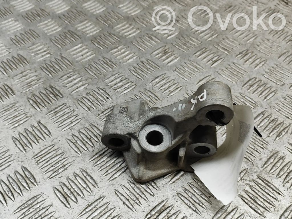 BMW iX Engine mounting bracket 