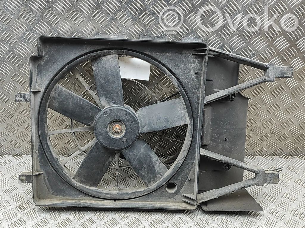 Osłona wentylatora chłodnicy   10219588,22136502