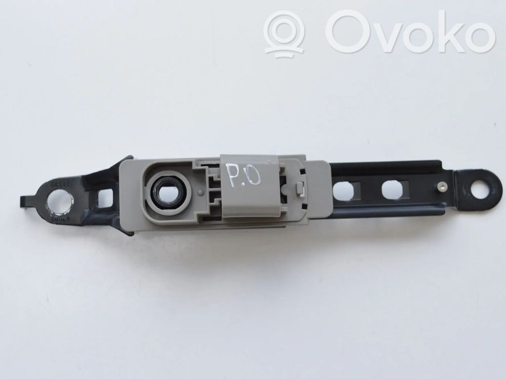 Nissan X-Trail T31 Seat belt height adjuster 