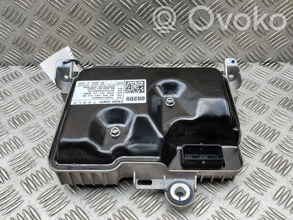 Tesla Model Y Juniper Central body control module 