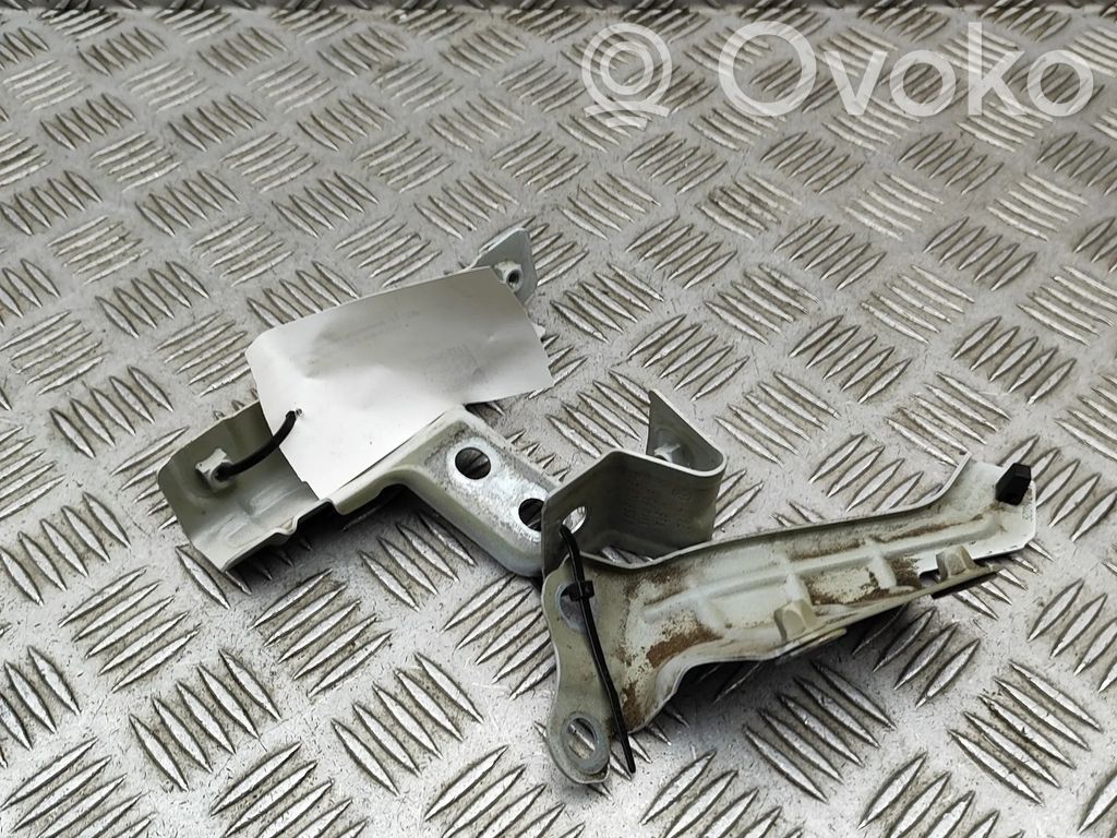 Volkswagen Golf VIII Bridă fixare aripă față 