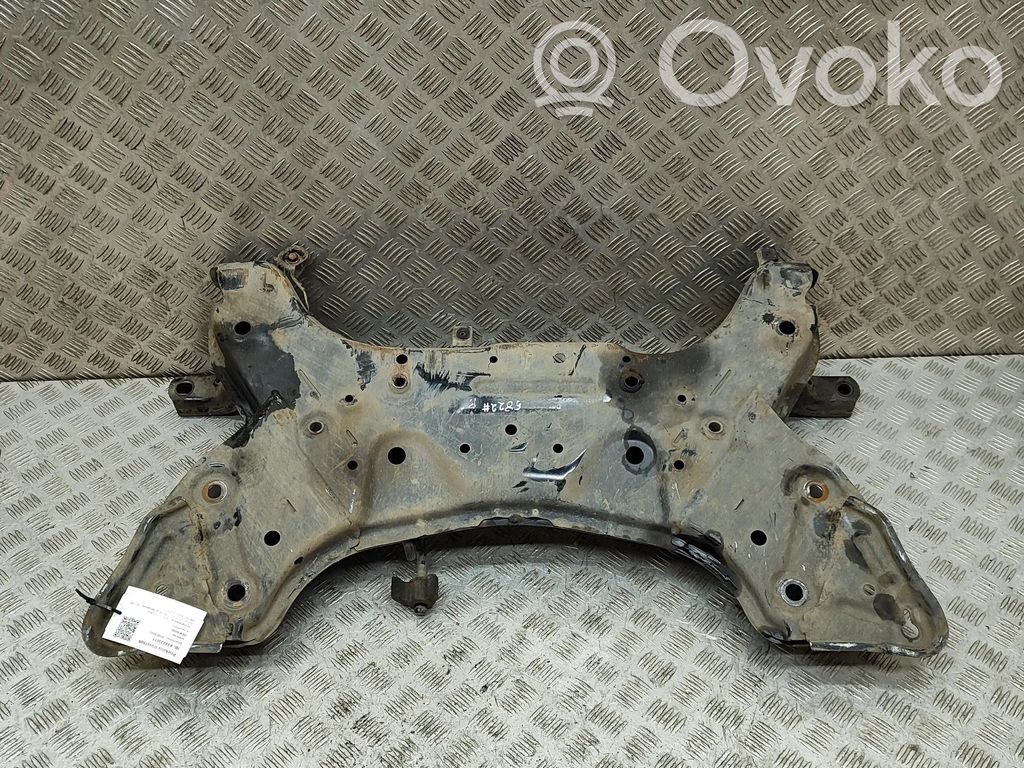 Priekinis traversas   62401A6800