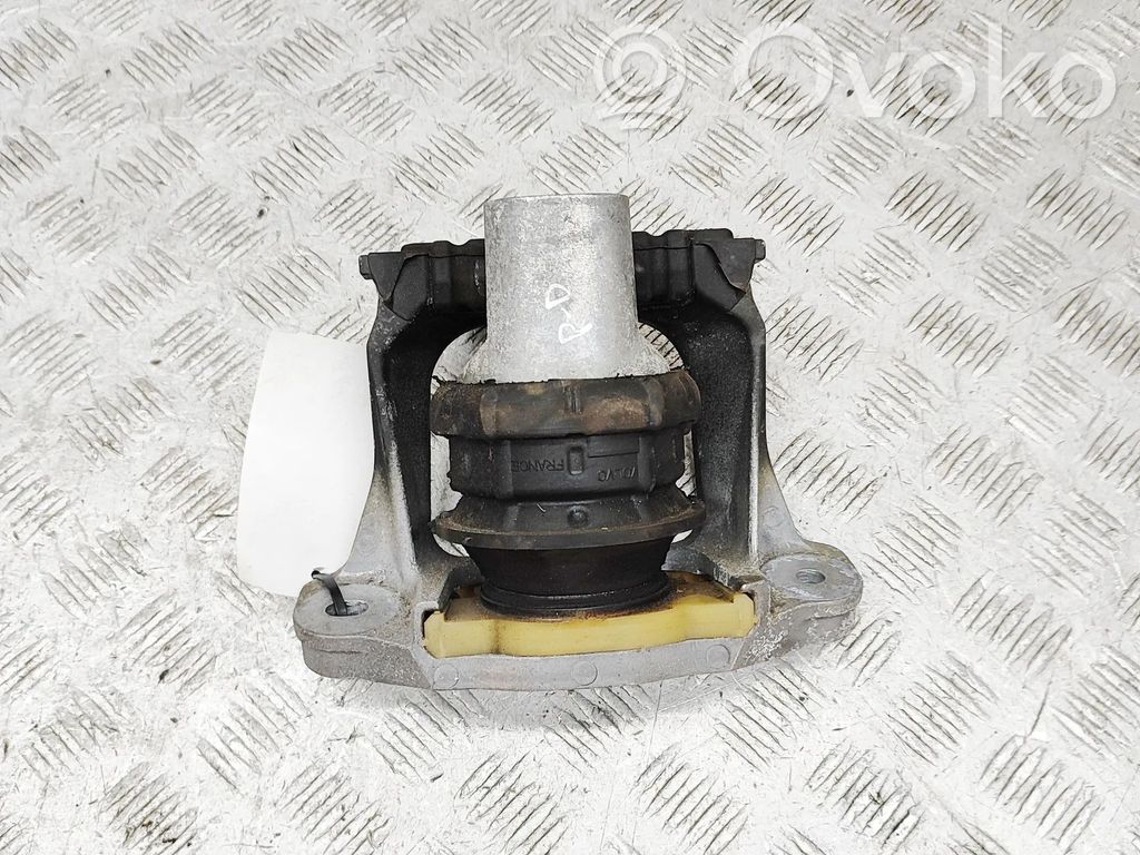BMW X3 G01 Engine mount bracket 