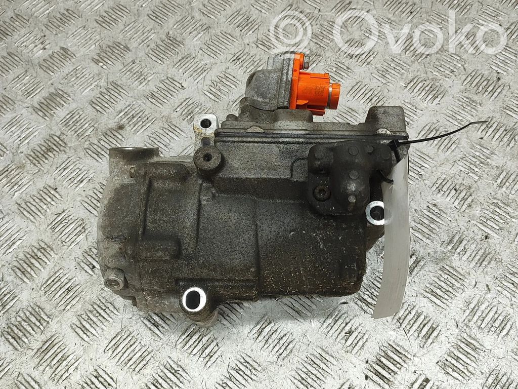 Kompresor / Sprężarka klimatyzacji A/C   926000134R,0422001541