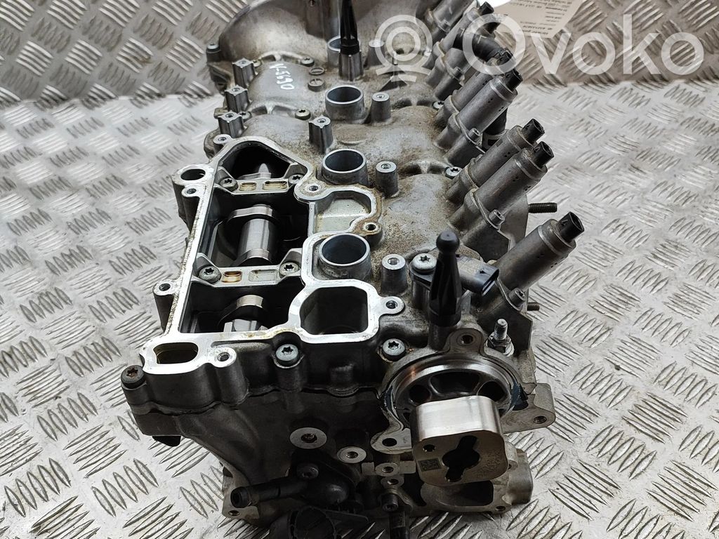Volkswagen Golf VIII Engine head 