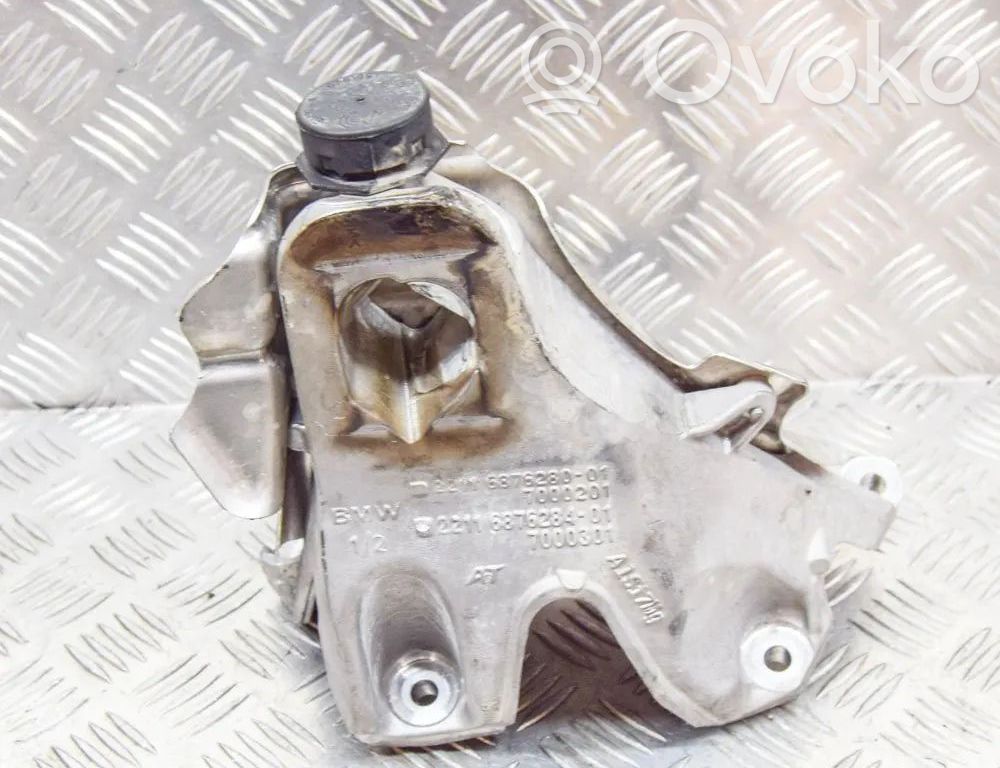 BMW X5 F15 Engine mounting bracket 