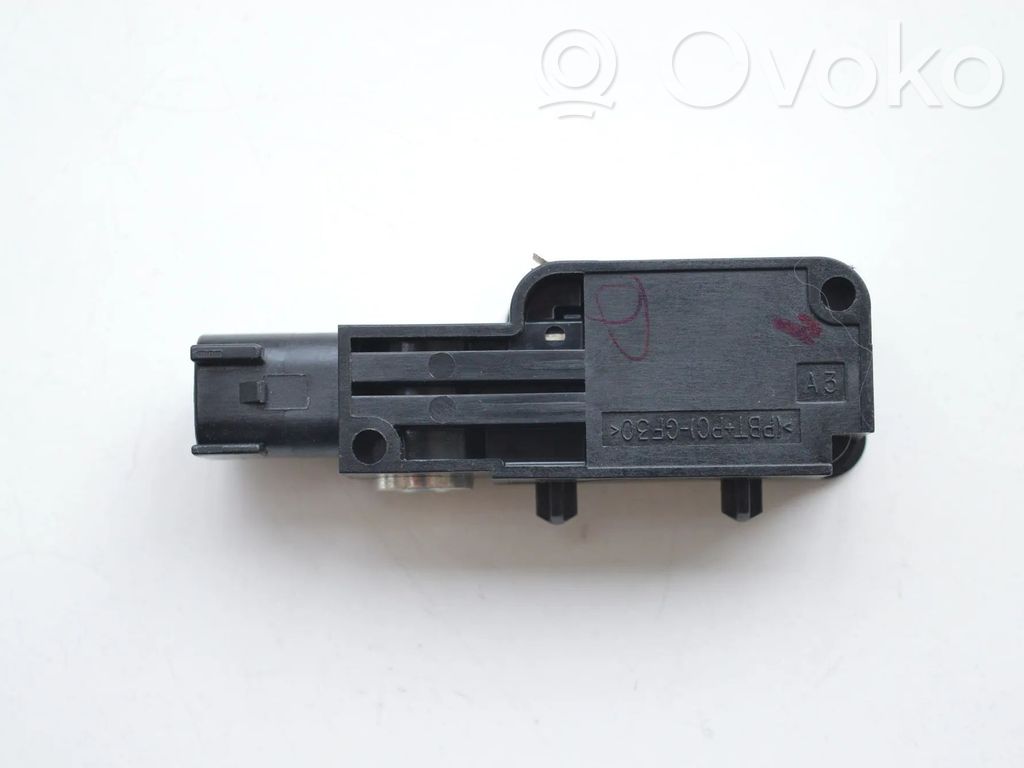 Jaguar XJ X350 Airbagsensor Crashsensor Drucksensor 