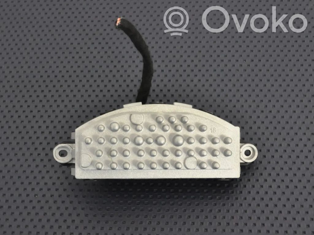 Volkswagen Golf VII Rezystor / Opornik dmuchawy nawiewu 
