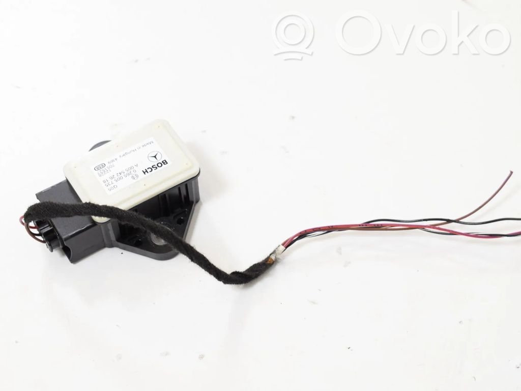 Sensor de aceleración   A0055422618,0265005735
