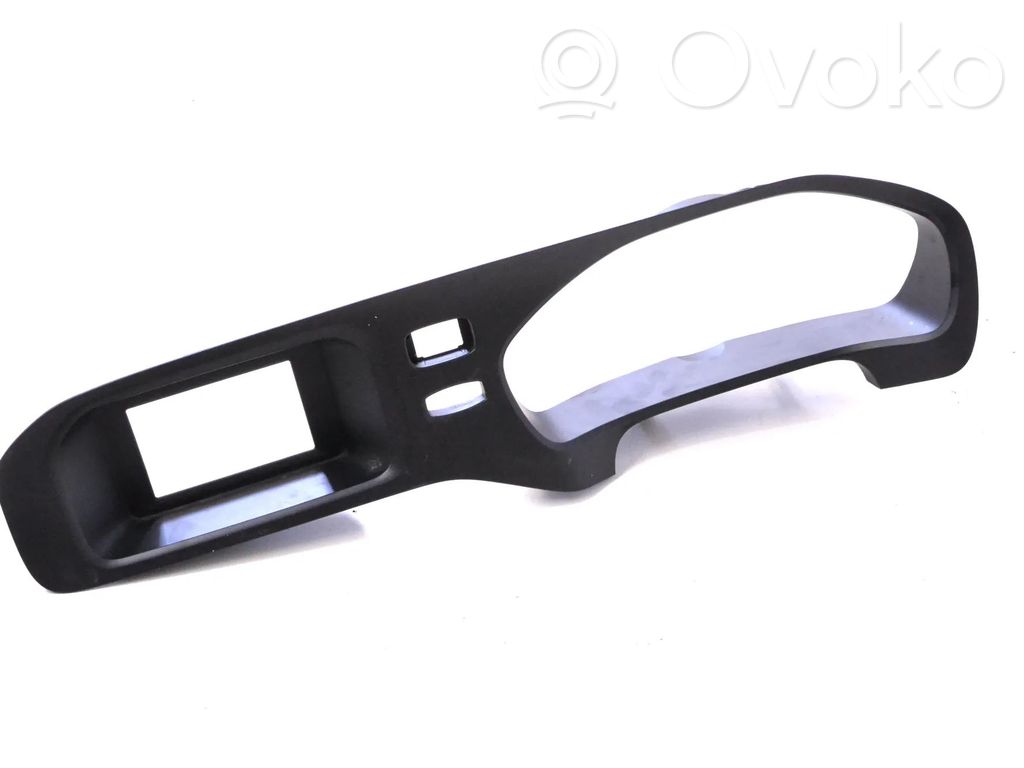 Volvo V40 Dashboard trim 