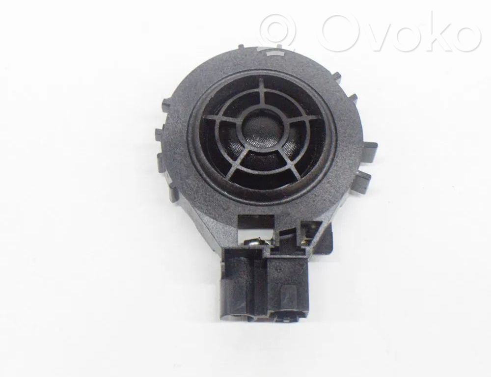 Audi A3 S3 8V Takaoven kaiutin 