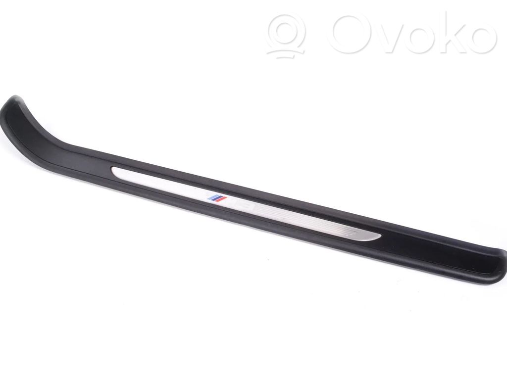 BMW M3 e92 Etuoven kynnyksen suojalista 