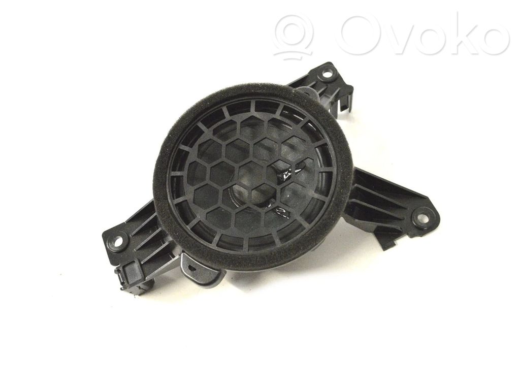 Audi Q8 Altavoz de la puerta trasera 