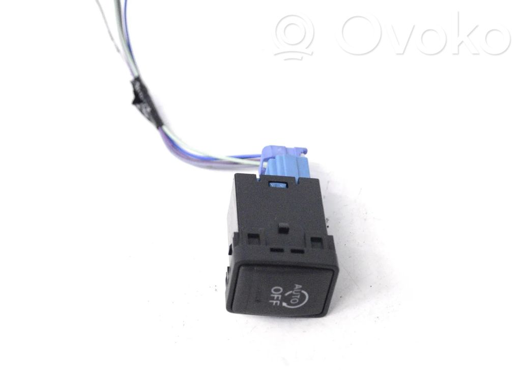 Nissan Juke I F15 Other switches/knobs/shifts 