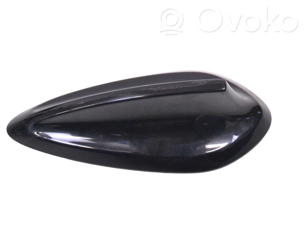 BMW 3 F30 F35 F31 Stogo (GPS) antenos dangtelis 