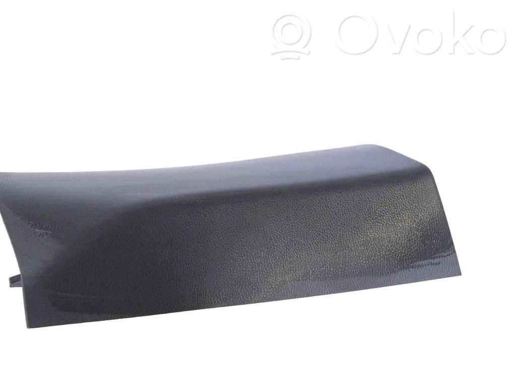Osłona środkowa słupka / C   94053CA010