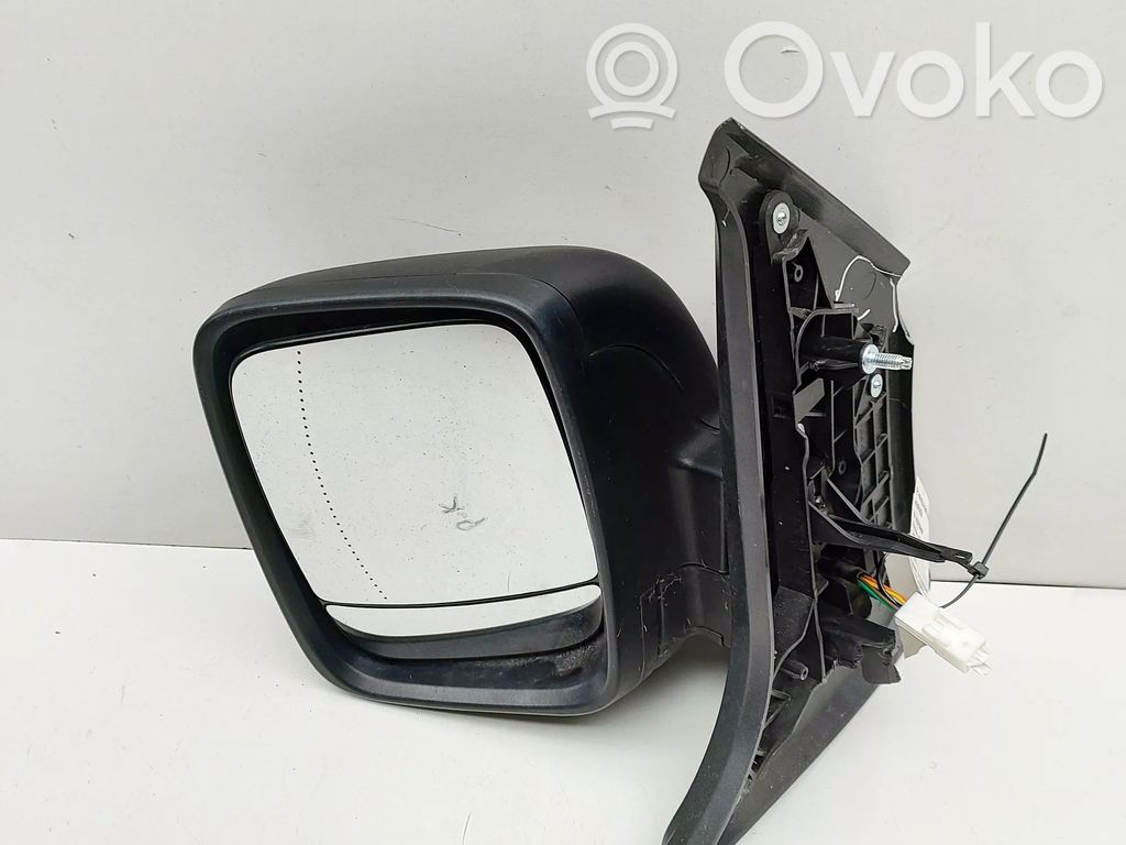 Opel Vivaro Elektryczne lusterko boczne drzwi przednich 