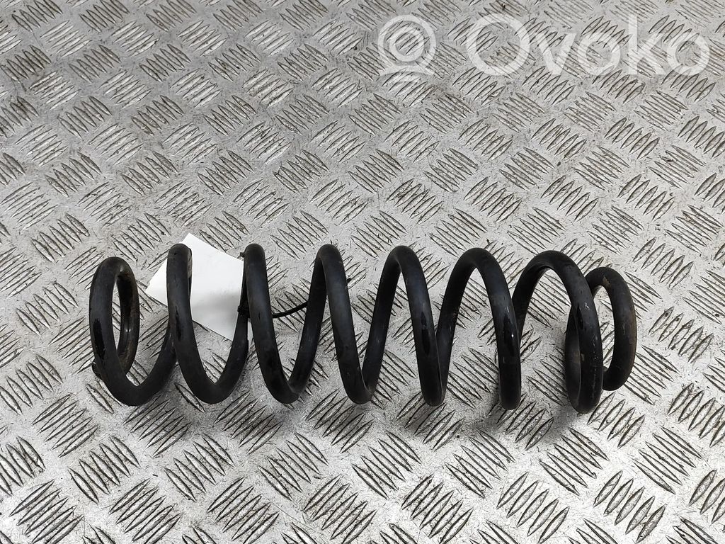 Muelle espiral trasero   5QF511115