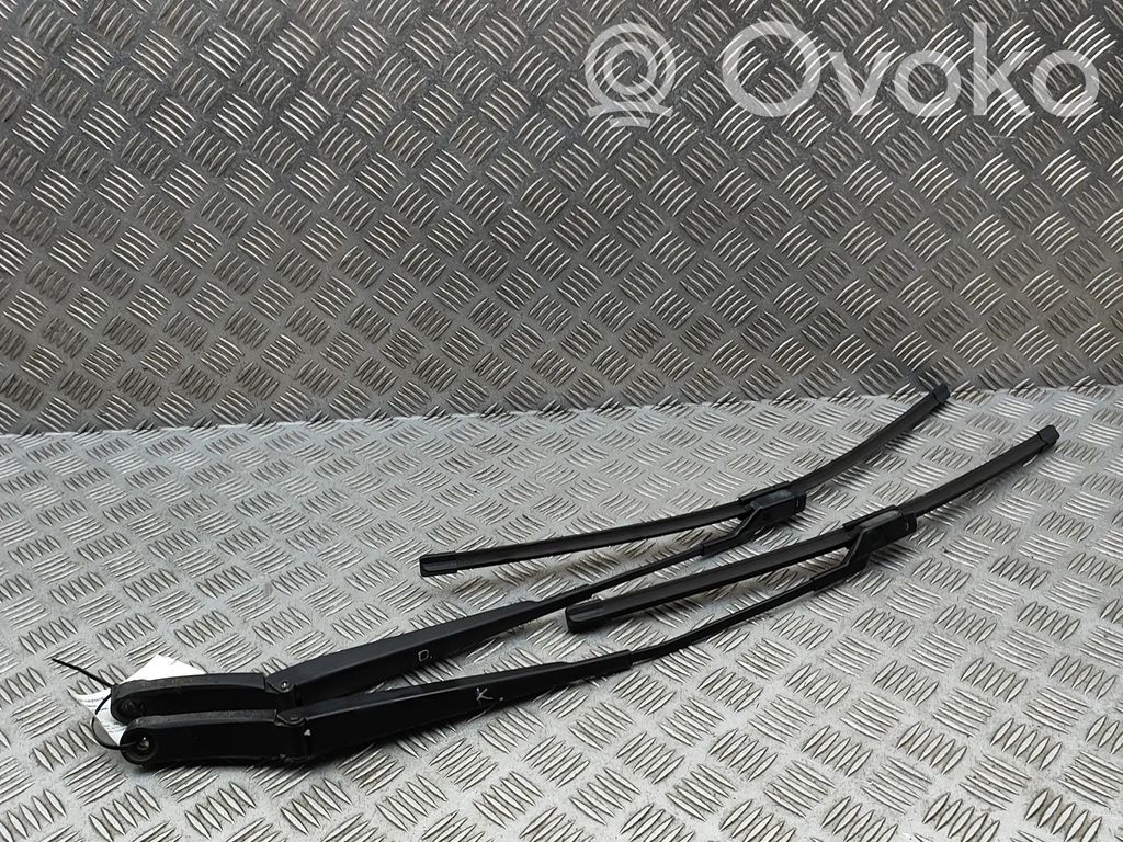 Volkswagen Tiguan Lamă ștergător parbriz