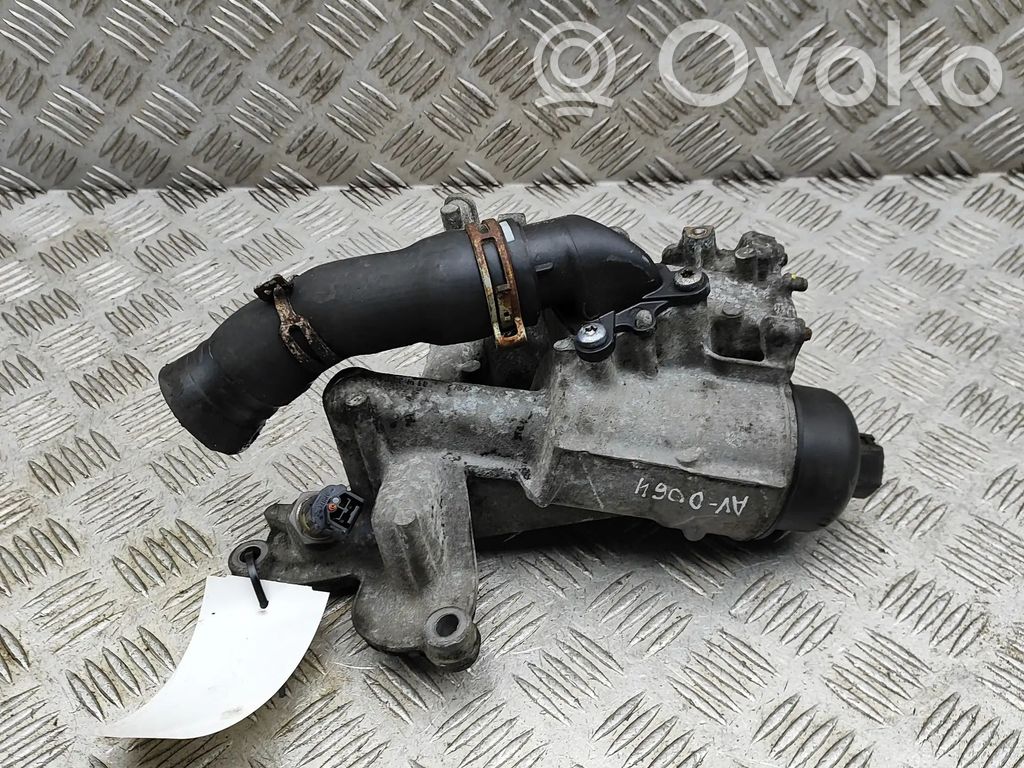 Opel Vivaro Other engine bay part 