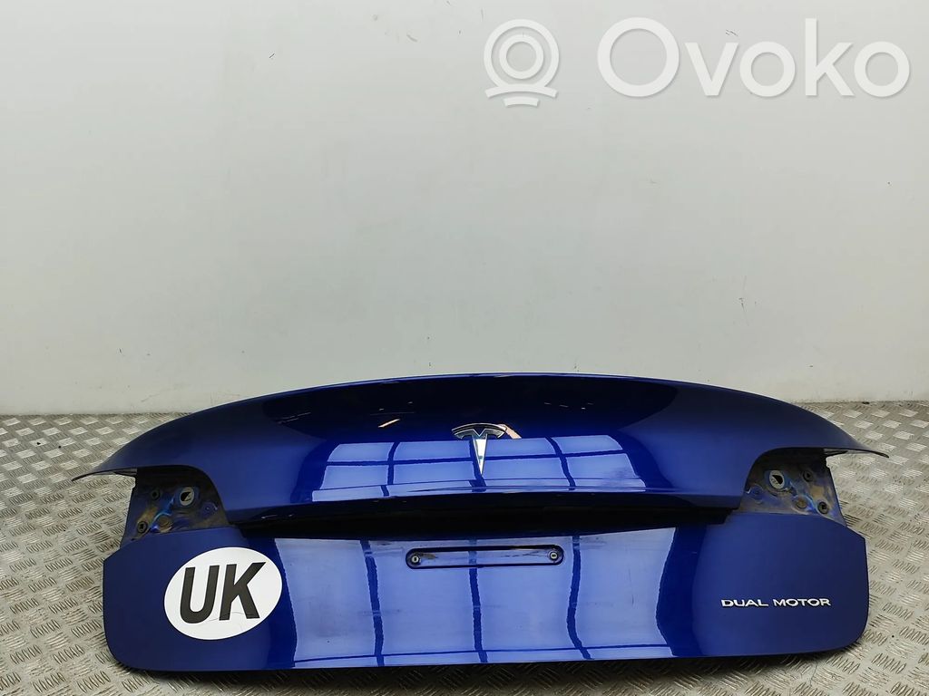 Tesla Model 3 Tailgate/trunk/boot lid 