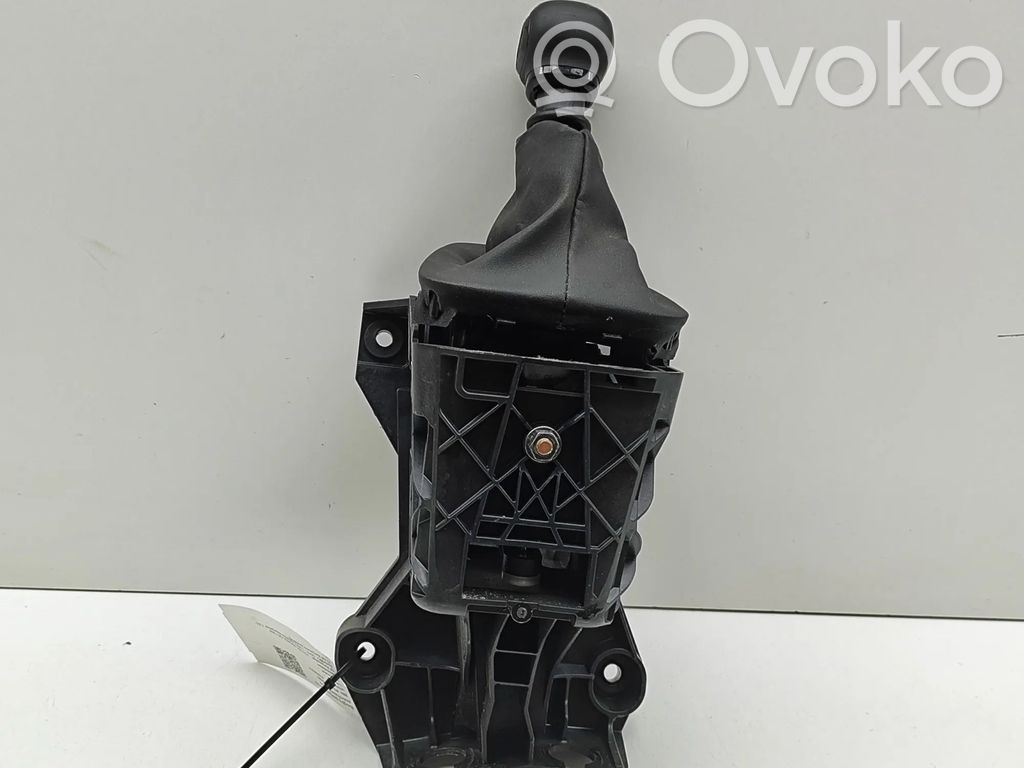 Toyota ProAce City Selector caja de cambios 