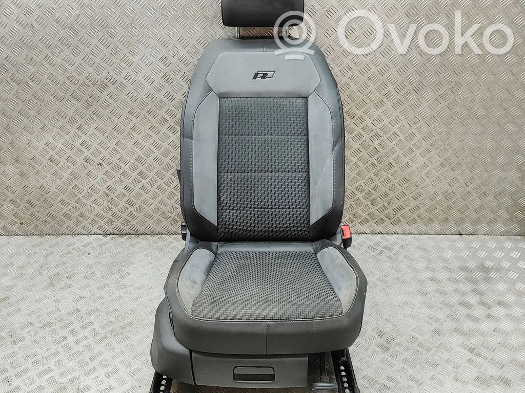Volkswagen T-Roc Etumatkustajan istuin 